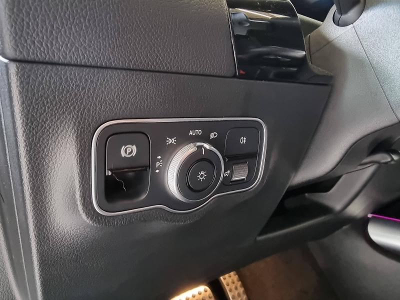 MERCEDES-BENZ GLA - 200 d 150ch AMG Line 8G-DCT