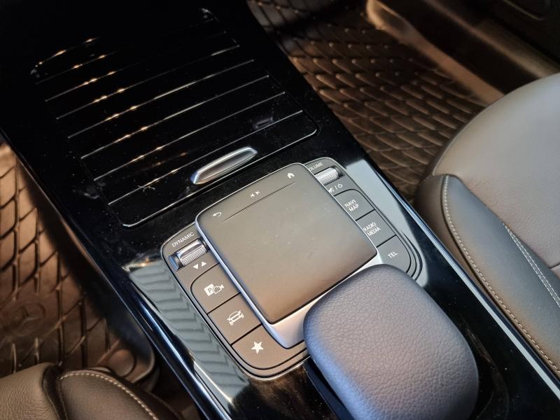MERCEDES-BENZ Classe A - 200 163ch AMG Line 7G-DCT 9cv