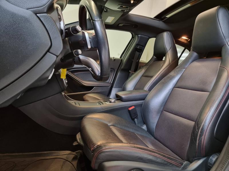 MERCEDES-BENZ GLA - 200 d 136ch Fascination 7G-DCT Euro6c