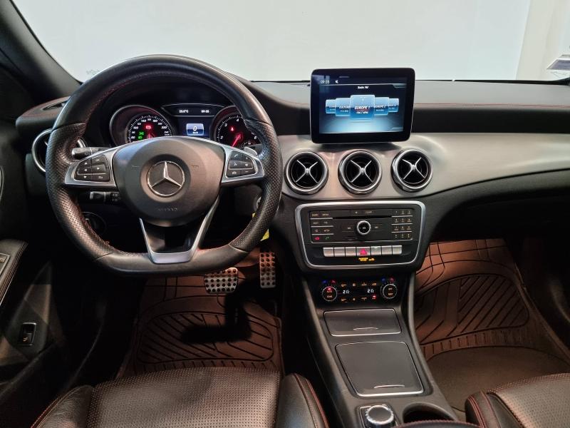 MERCEDES-BENZ GLA - 200 d 136ch Fascination 7G-DCT Euro6c