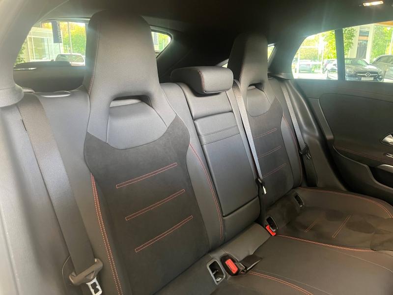 MERCEDES-BENZ CLA Shooting Brake - 200 163ch AMG Line 7G-DCT