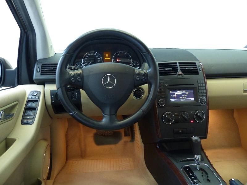 MERCEDES-BENZ Classe A - 180 CDI Elégance CVT