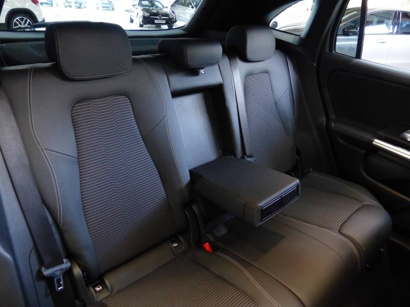 MERCEDES-BENZ GLA - 200 d 150ch Progressive Line 8G-DCT