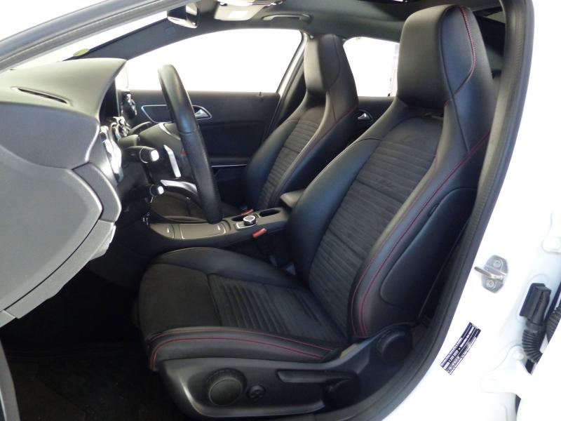 MERCEDES-BENZ GLA - 200 d 136ch Fascination 7G-DCT Euro6c