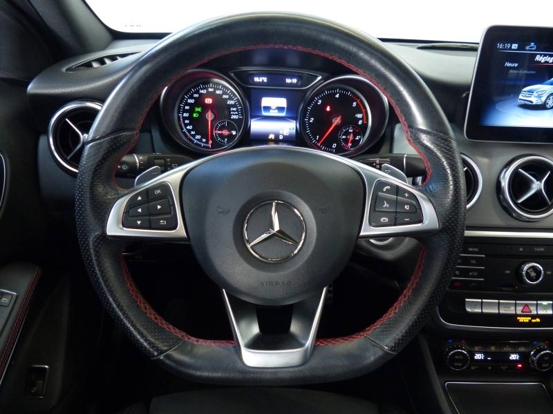MERCEDES-BENZ GLA - 200 d 136ch Fascination 7G-DCT Euro6c