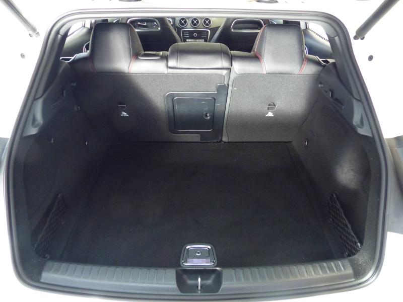 MERCEDES-BENZ GLA - 200 d 136ch Fascination 7G-DCT Euro6c