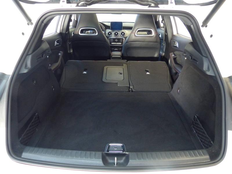 MERCEDES-BENZ GLA - 200 d 136ch Fascination 7G-DCT Euro6c