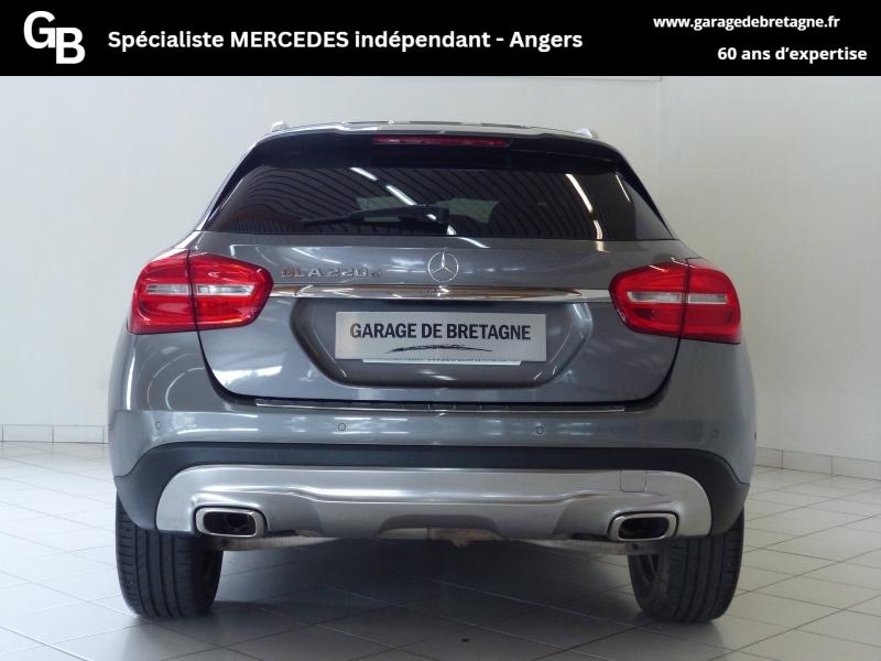 MERCEDES-BENZ GLA - 220 d Activity Edition 7G-DCT