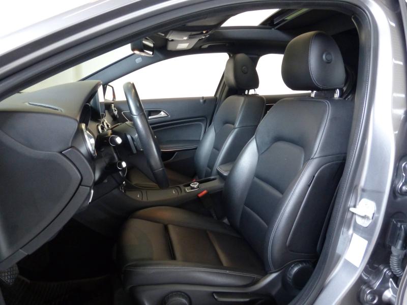 MERCEDES-BENZ GLA - 220 d Activity Edition 7G-DCT