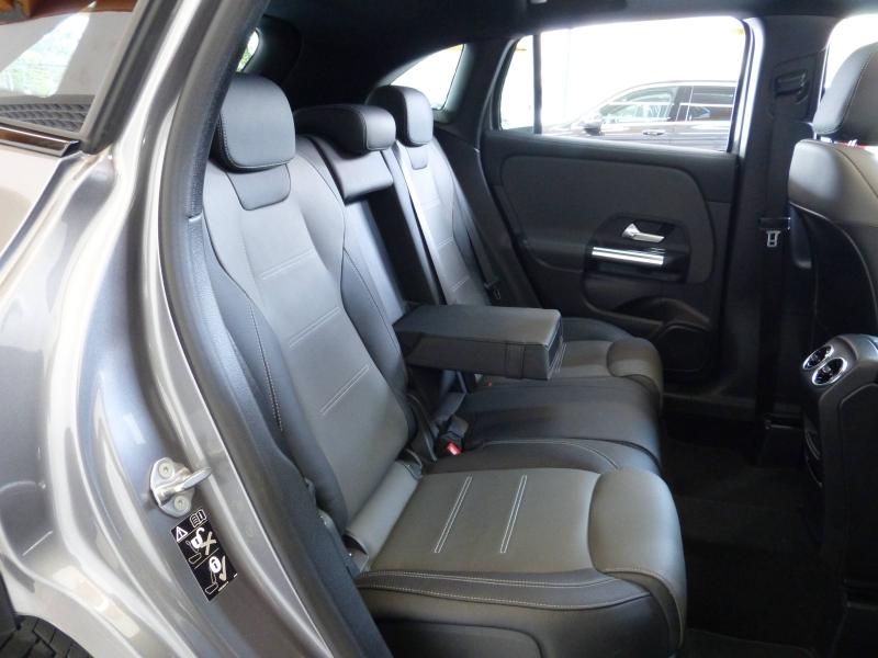 MERCEDES-BENZ GLA - 200 163ch AMG Line 7G-DCT