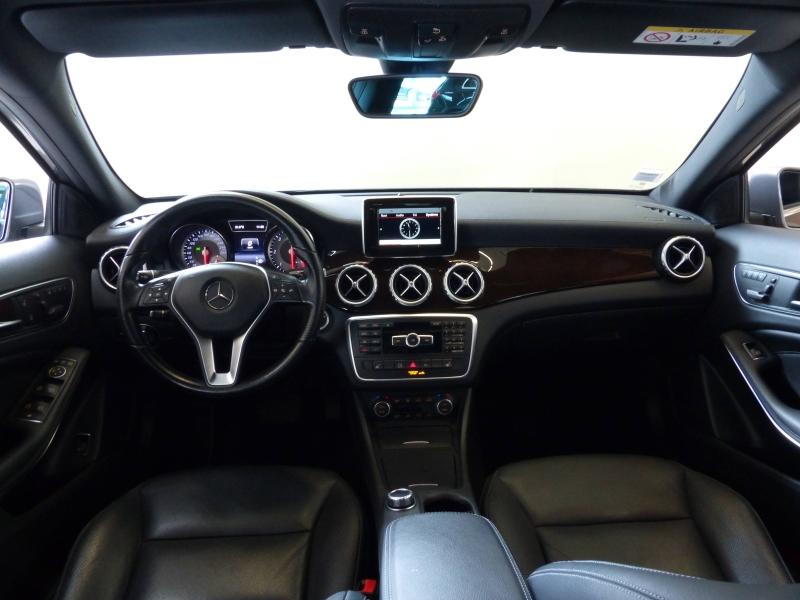 MERCEDES-BENZ GLA - 200 CDI Sensation 7G-DCT