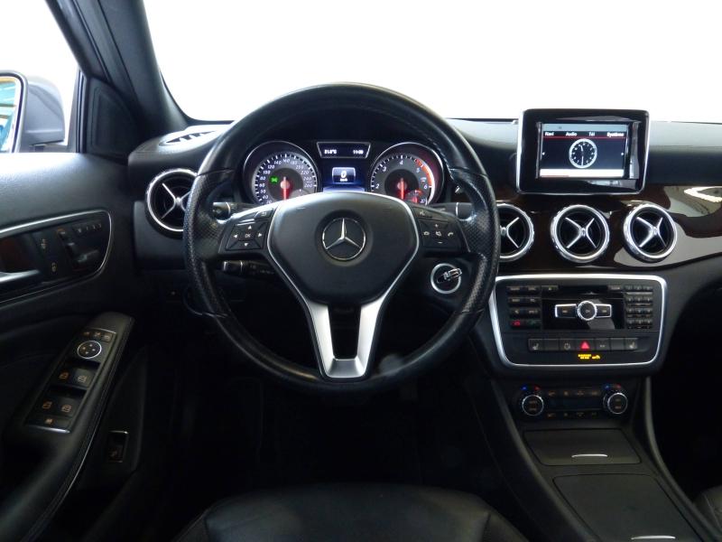 MERCEDES-BENZ GLA - 200 CDI Sensation 7G-DCT