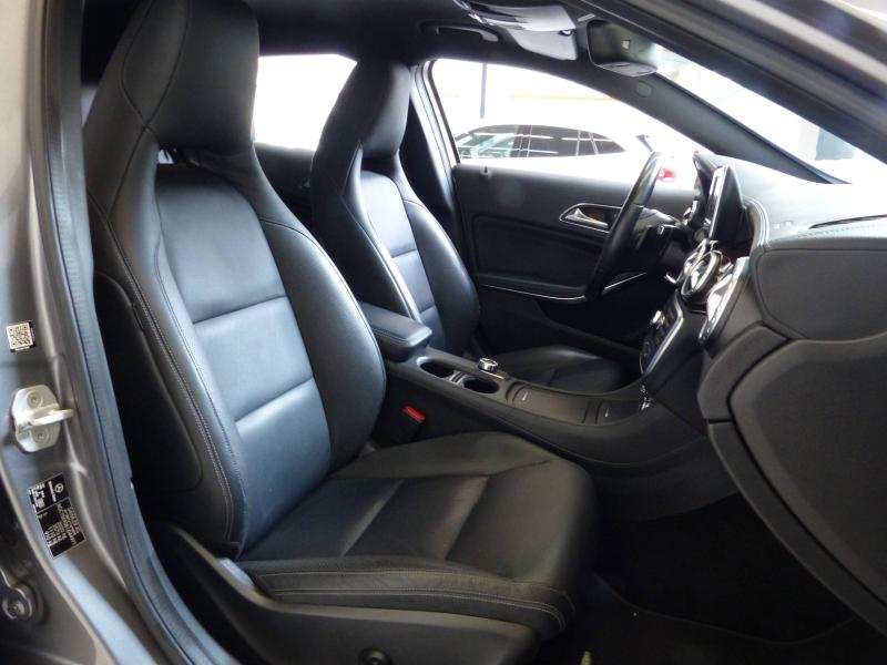 MERCEDES-BENZ GLA - 200 CDI Sensation 7G-DCT