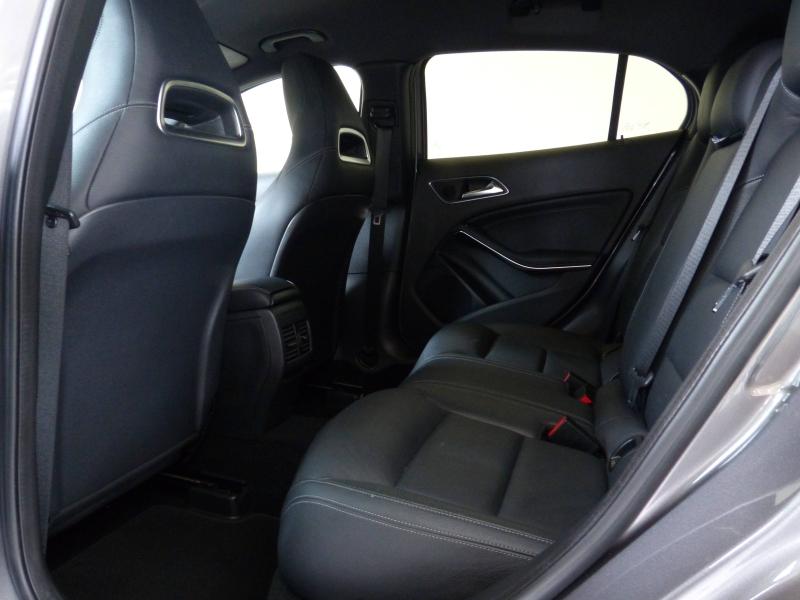 MERCEDES-BENZ GLA - 200 CDI Sensation 7G-DCT