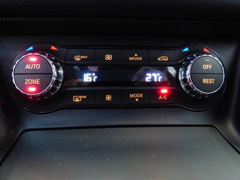 MERCEDES-BENZ GLA - 200 Sensation 7G-DCT