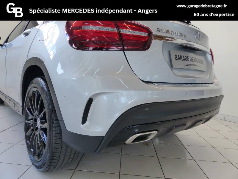 MERCEDES-BENZ GLA - 200 d 136ch Fascination 7G-DCT Euro6c