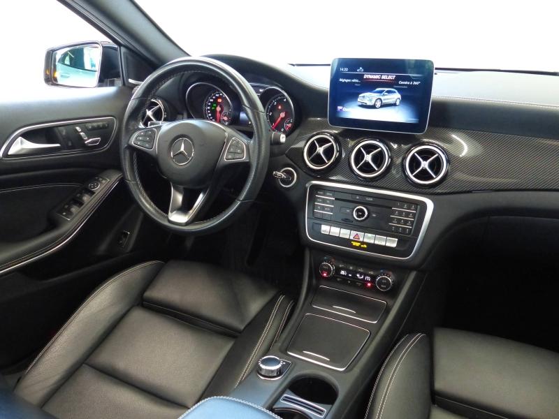 MERCEDES-BENZ GLA - 200 d 136ch Fascination 7G-DCT Euro6c