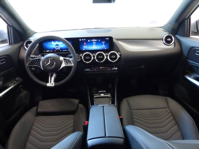 MERCEDES-BENZ GLA - 200 163ch Business Line 7G-DCT
