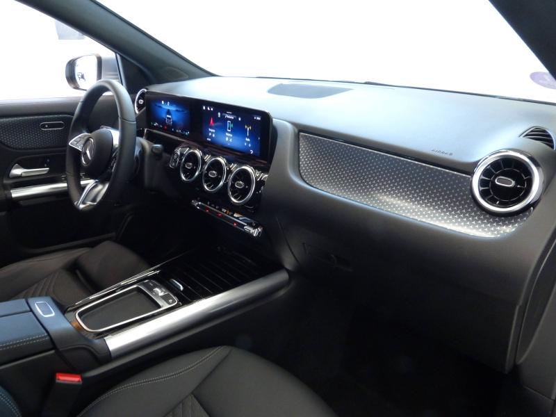 MERCEDES-BENZ GLA - 200 163ch Business Line 7G-DCT